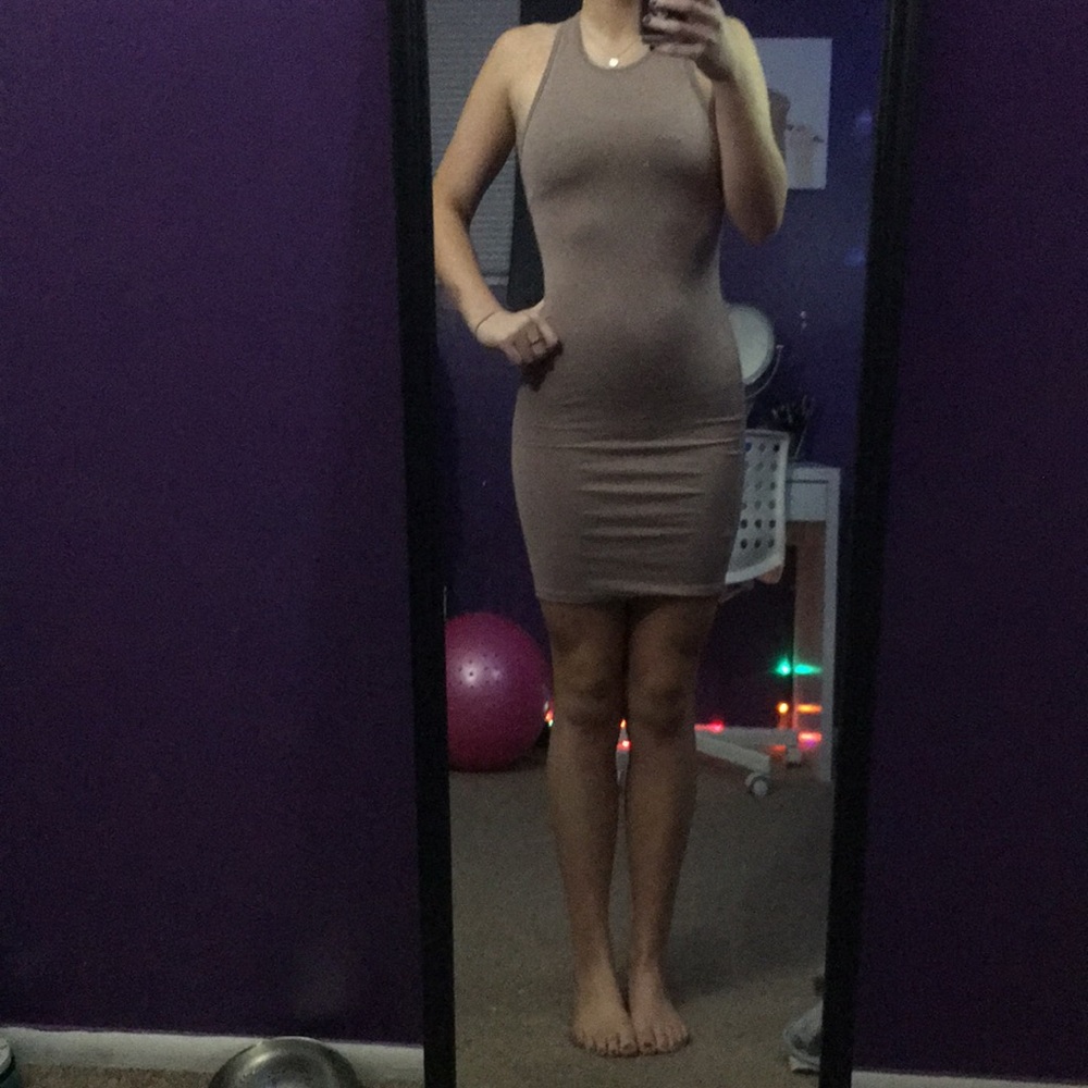 right dress/ MAUVE